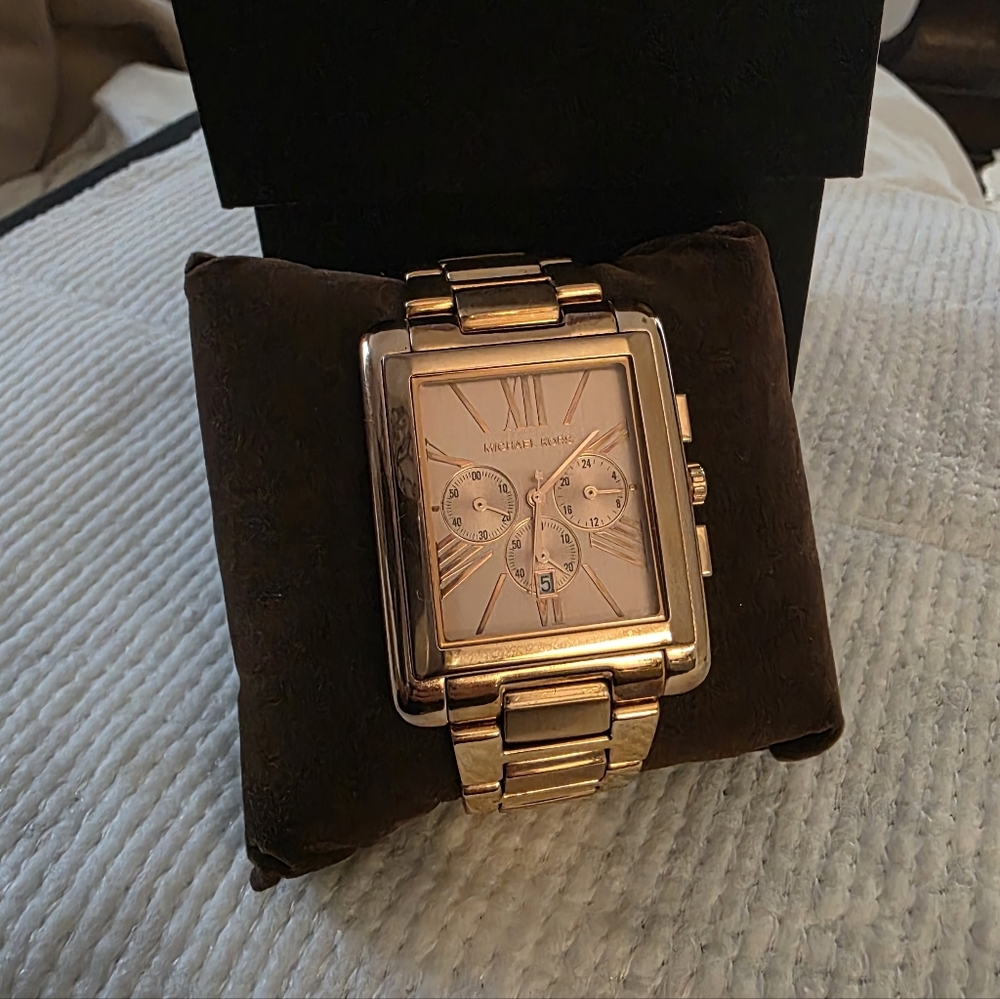 Michael Kors Rose Gold Watch